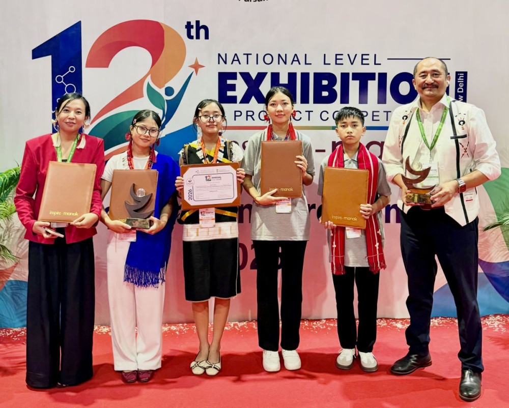 From left, Suduvelu Rhakho, guide teacher; awardees Latongkumla, Ninile Tenenu, Wapanginla Imsong and B Sunga Phom; and Daniel Thong Seb, State Nodal Officer for INSPIRE-MANAK and vice-principal of SCERT Nagaland, Kohima.